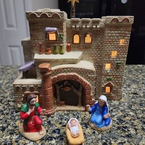 Dept 56 Little Town of Bethlehem Inn, in original box,  Christmas Village